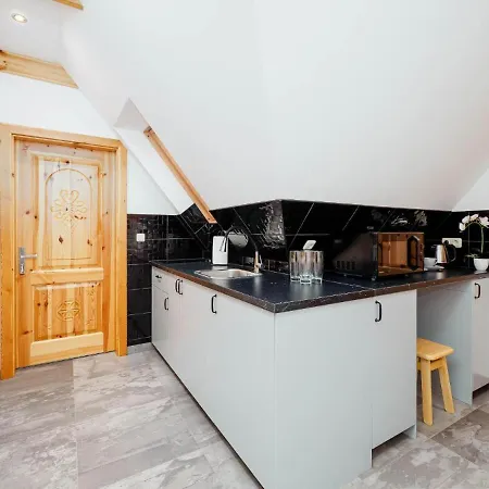 - - Mountain View Zakopane