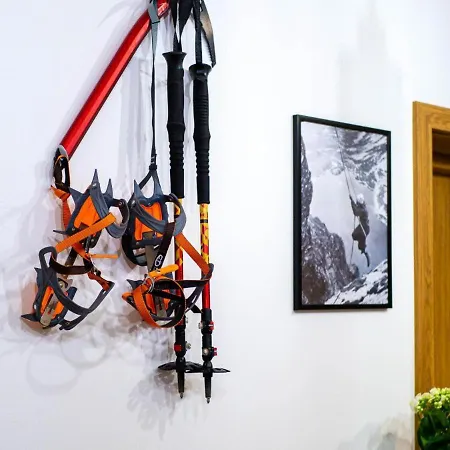 - - Mountain View Apartment